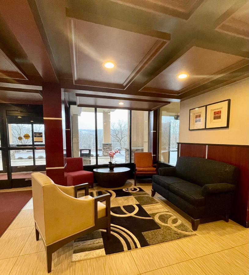 Best Western Plus Poconos Tannersville Exterior photo